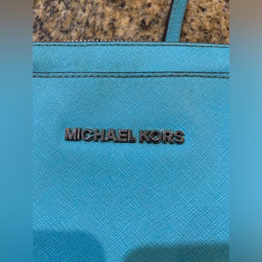 Michael Kors Aqua Blue Crossbody Purse jet set crossbody - Picture 2 of 12